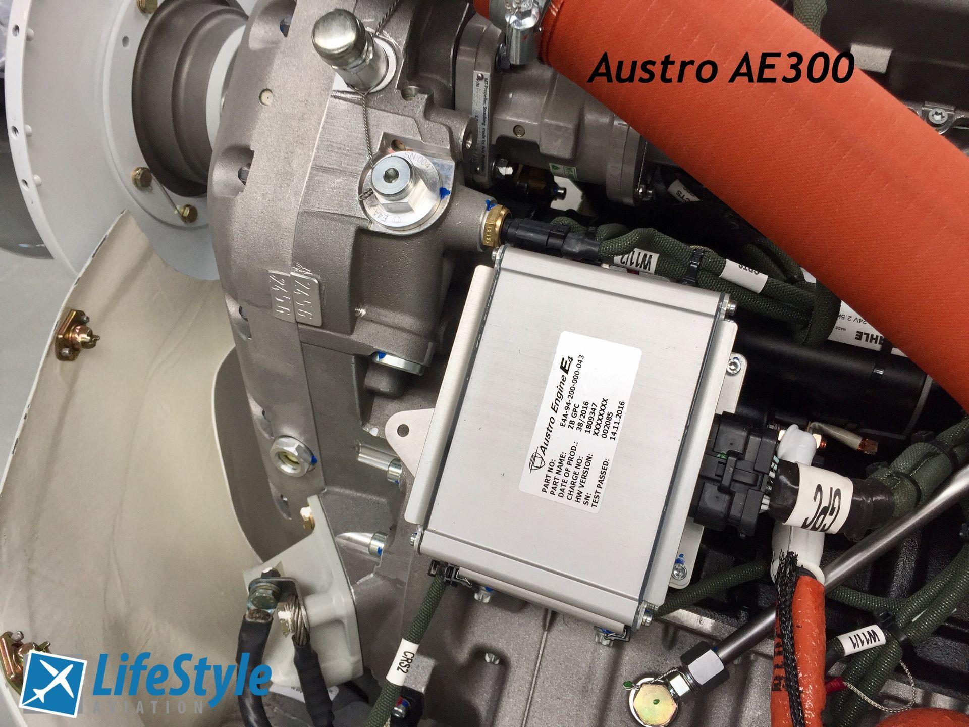 Austro AE300 Engine