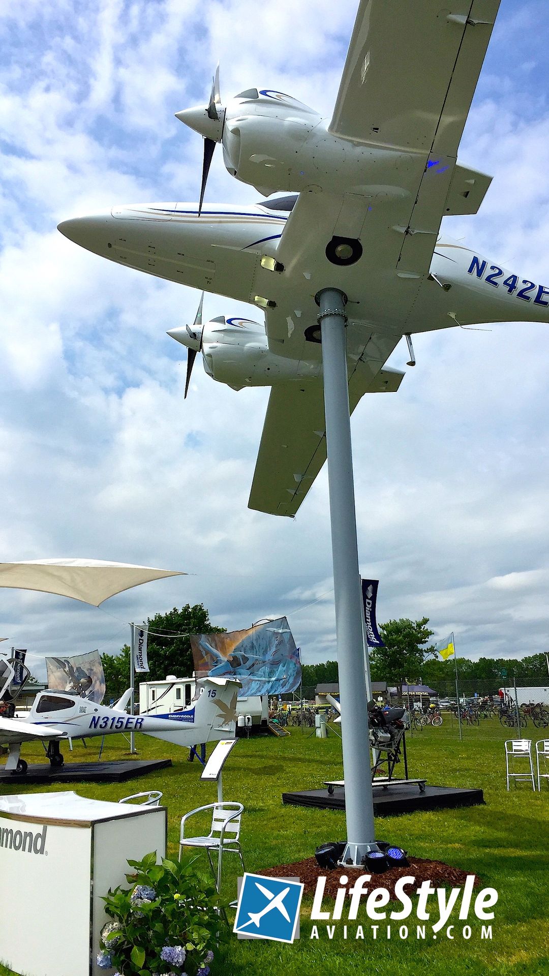 DA42 at OshKosh 2016