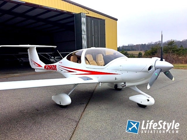 Diamond DA40 N266DS