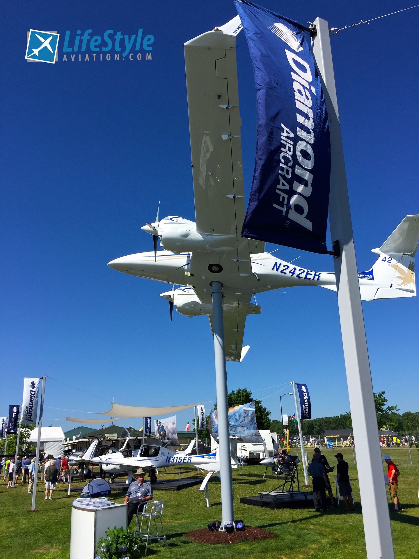 Diamond Aircraft at OshKosh 2016