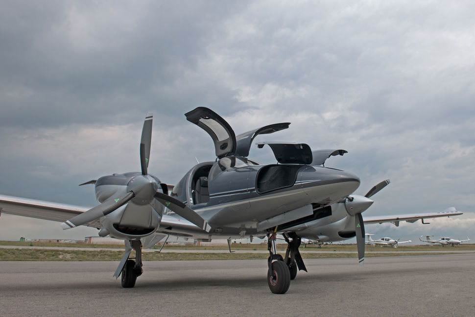 Gray Diamond DA62