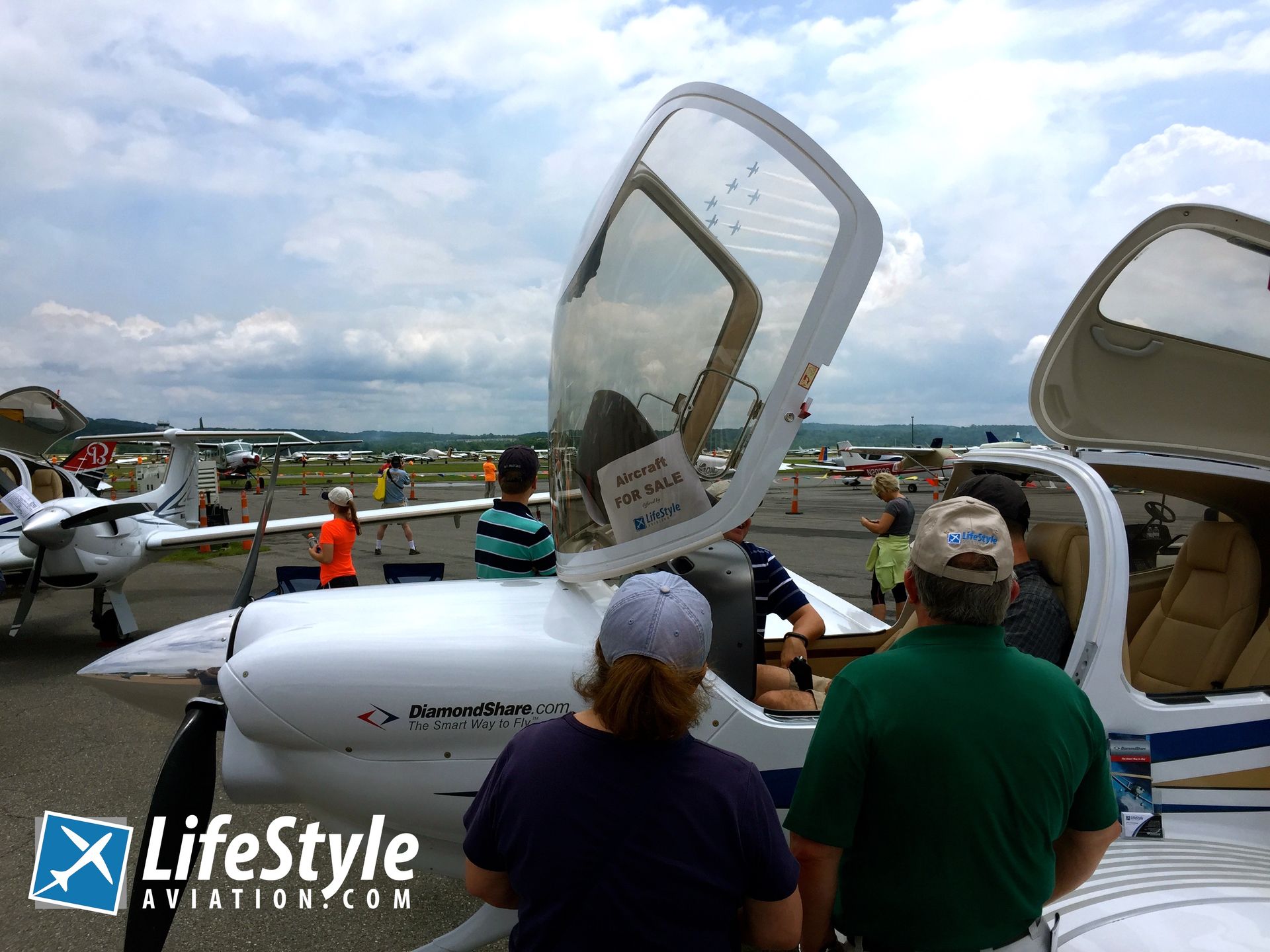 DA40 at AOPA Frederick Fly-in